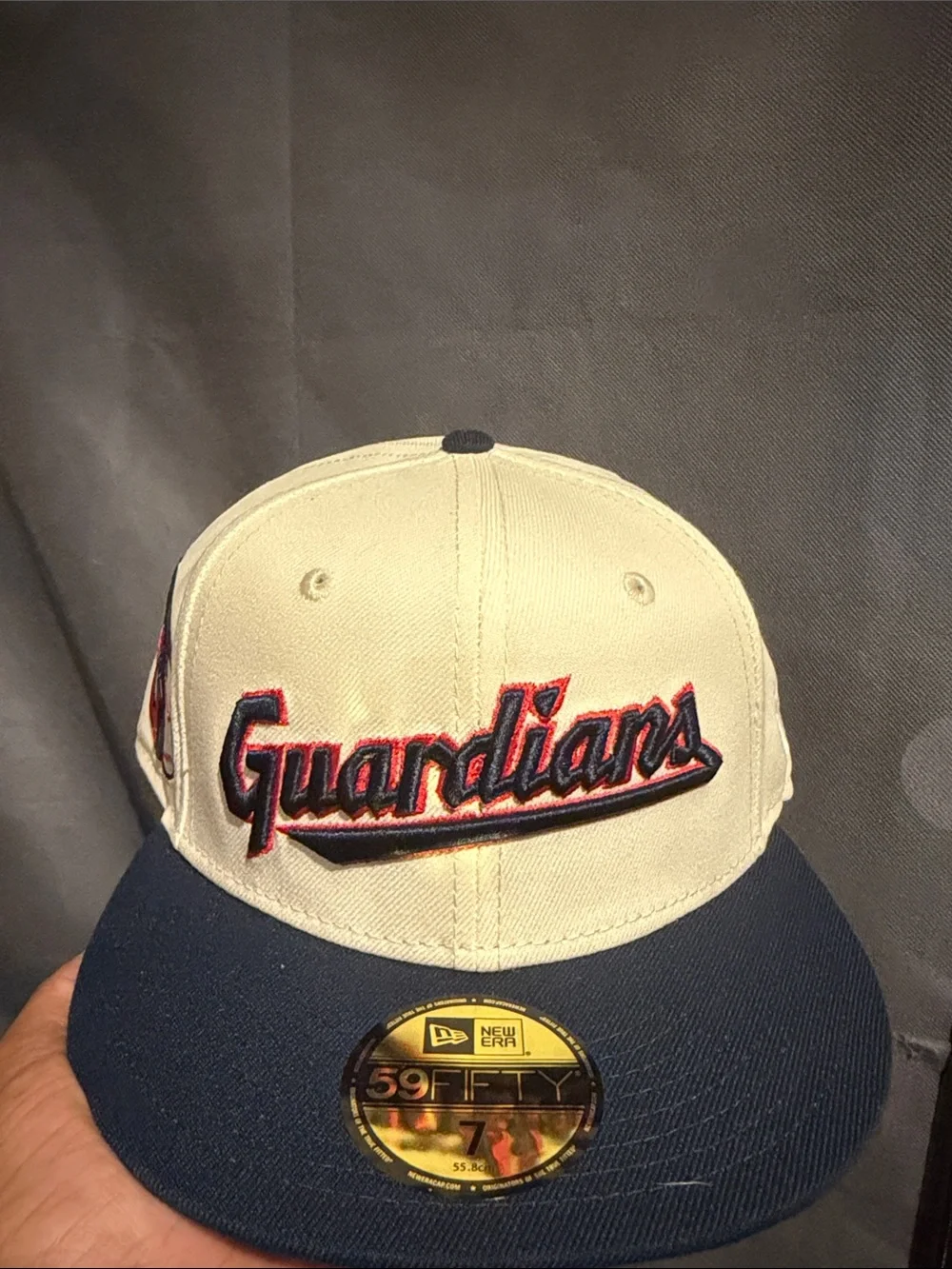 New Era Guardians Fitted Hat - Cream & Navy size 7